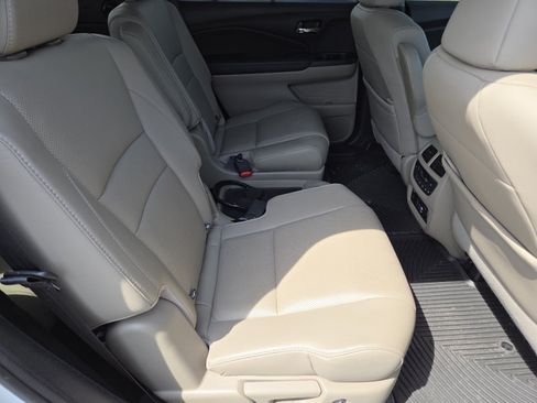 Used 2022 Honda Pilot Elite image 24