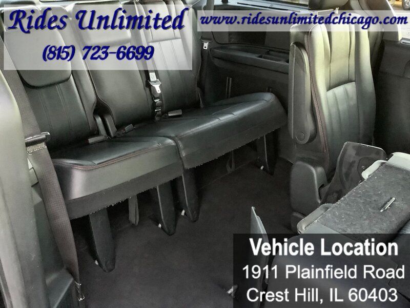 Used 2014 Dodge Grand Caravan R/T w/ Safety Sphere Group FWD image 10