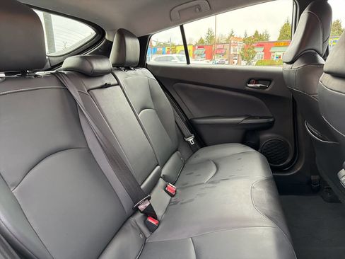 Used 2020 Toyota Prius Prime Limited image 19