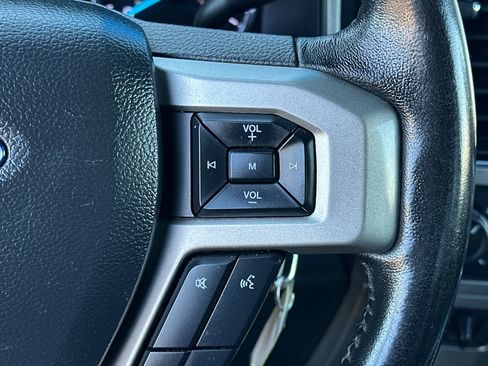 Used 2022 Ford F250 Lariat w/ Lariat Value Package image 32