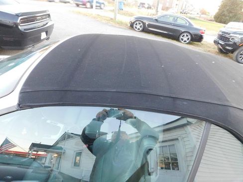 Used 2006 BMW M3 Convertible image 40