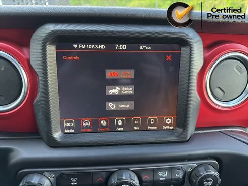 Used 2022 Jeep Wrangler Unlimited Rubicon w/ LED Lighting Group AWD/4WD image 81