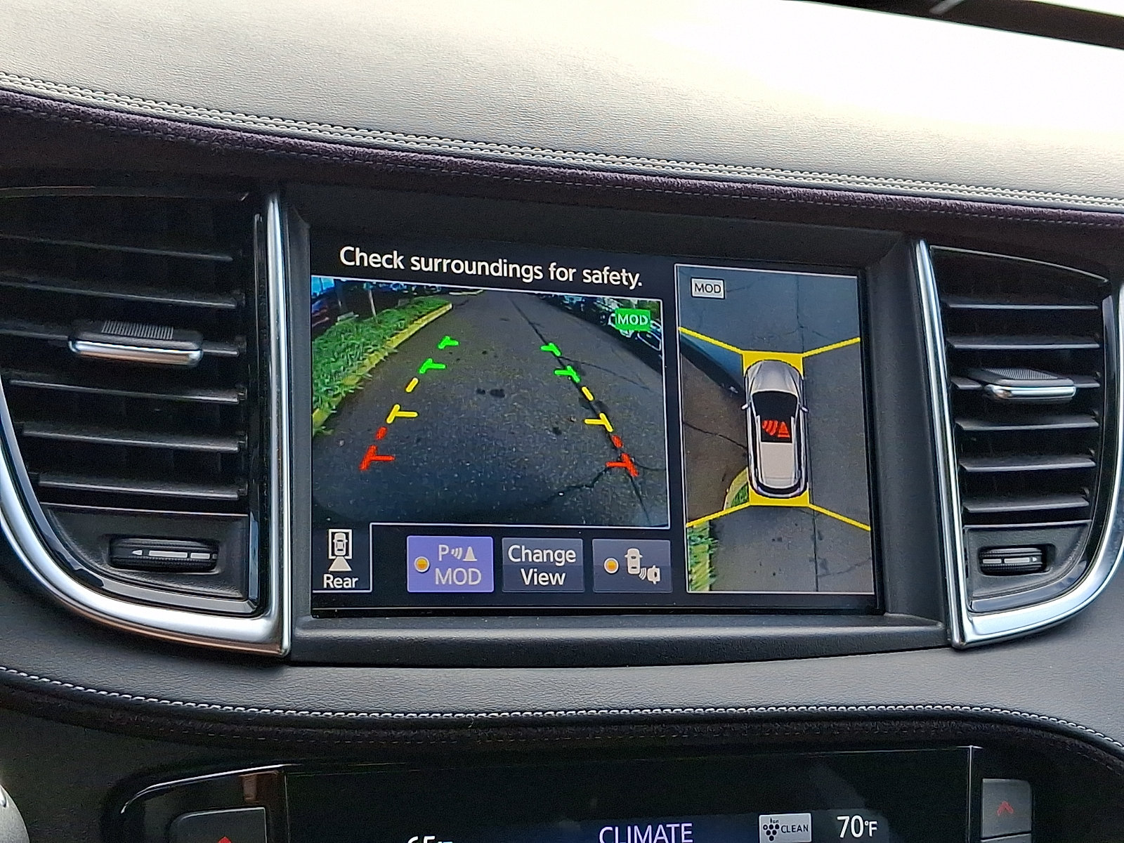 Used 2019 INFINITI QX50 Essential w/ Sensory Package AWD/4WD image 18
