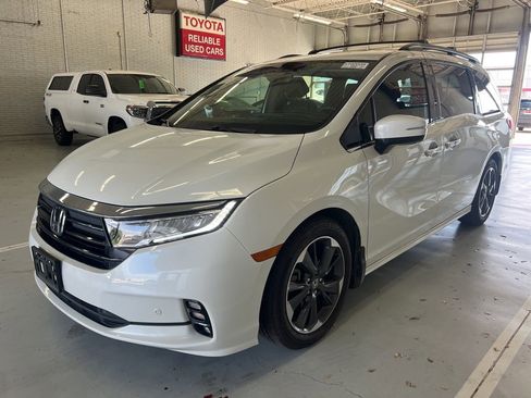 Used 2022 Honda Odyssey Elite image 1