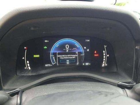 Used 2025 Toyota Camry LE FWD image 7