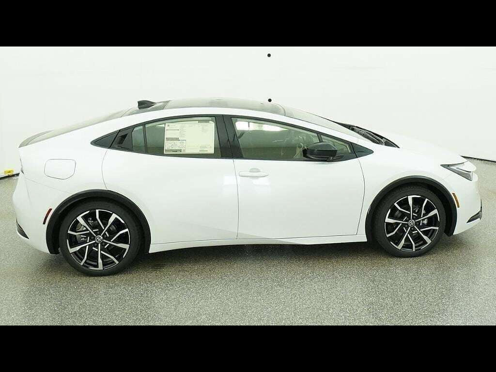 New 2026 Toyota Prius Plug-In Hybrid FWD image 67