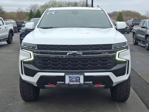Used 2021 Chevrolet Tahoe Z71 w/ Rear Media and Nav Package AWD/4WD image 29