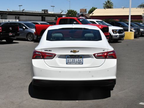 Used 2021 Chevrolet Malibu LT FWD image 7