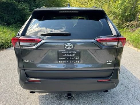 Used 2021 Toyota RAV4 XLE Premium AWD/4WD image 6