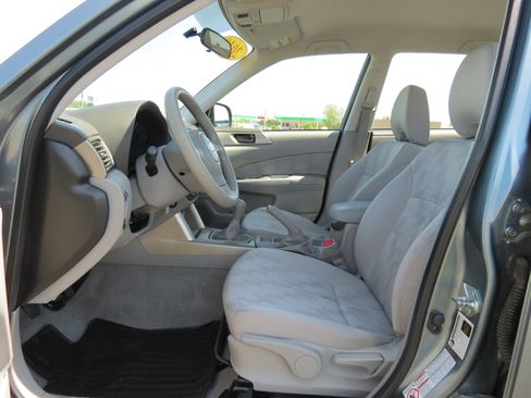Used 2010 Subaru Forester 2.5X image 24