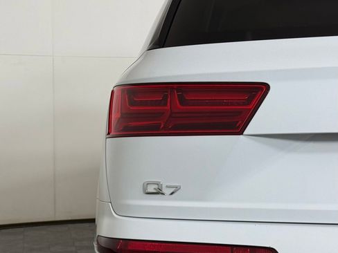 Used 2018 Audi Q7 3.0T Prestige image 13