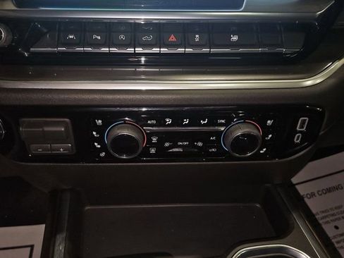 Used 2026 Chevrolet Silverado 1500 High Country image 32