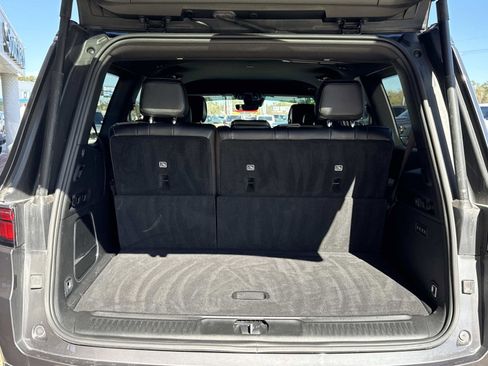 Used 2022 Jeep Wagoneer Series III w/ Convenience Group I image 8