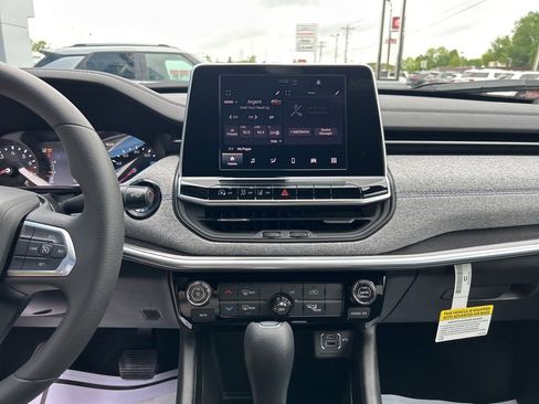 New 2025 Jeep Compass Sport image 22