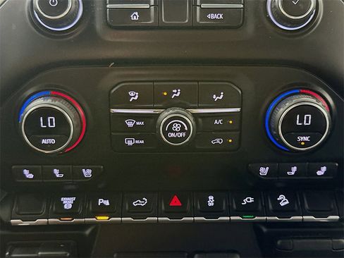 Used 2021 Chevrolet Silverado 2500 LTZ w/ LTZ Plus Package image 18