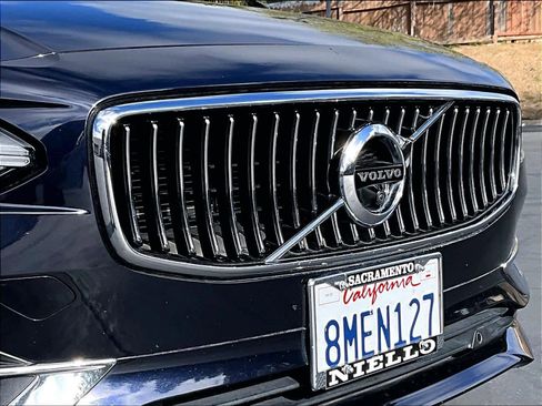 Used 2017 Volvo S90 T6 Inscription w/ Vision Package image 33