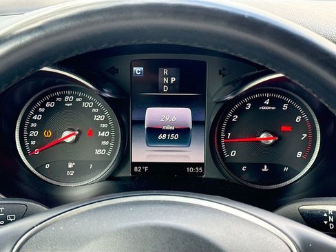 Used 2018 Mercedes-Benz GLC 300 GLC 300 w/ Multimedia Package image 13