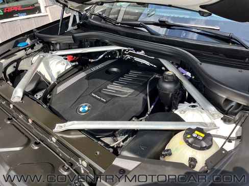 Used 2021 BMW X5 xDrive40i w/ Premium Package image 12