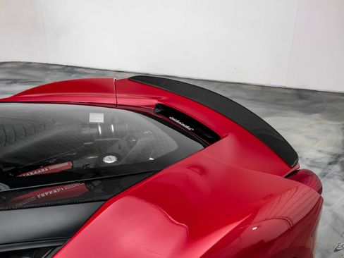 Used 2017 Ferrari 488 GTB RWD image 42