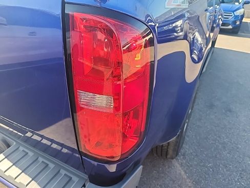 Used 2016 Chevrolet Colorado Z71 AWD/4WD image 14