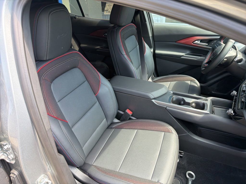 New 2026 Chevrolet Equinox EV RS AWD/4WD image 23