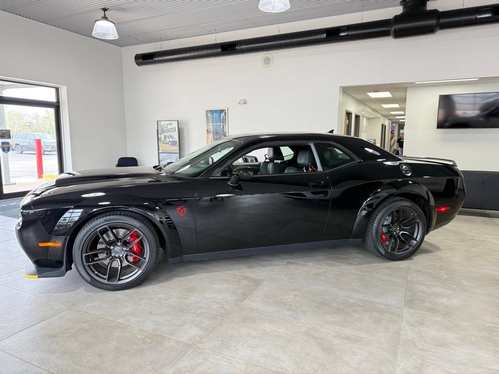 Used 2018 Dodge Challenger SRT Demon RWD image 4