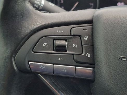 Certified 2024 Cadillac XT6 Premium Luxury w/ Technology Package FWD image 25
