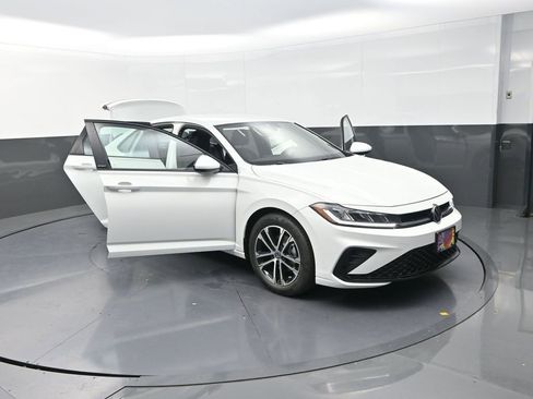 New 2026 Volkswagen Jetta Sport image 27