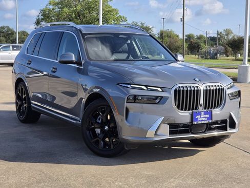 Used 2026 BMW X7 xDrive40i AWD/4WD image 2