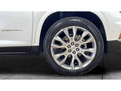 Used 2025 GMC Acadia Denali w/ Super Cruise Package AWD/4WD image 21