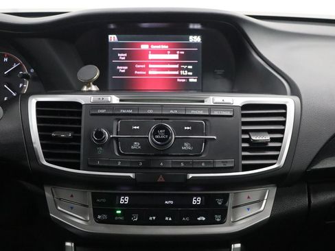 Used 2014 Honda Accord Sport image 17