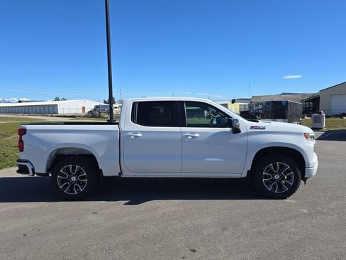 Used 2024 Chevrolet Silverado 1500 RST w/ Z71 Off-Road Package image 26