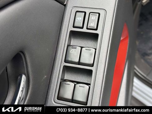 Used 2023 Nissan Frontier PRO-4X w/ Technology Package image 16