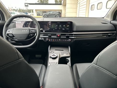 New 2026 Kia Sportage AWD Hybrid image 16
