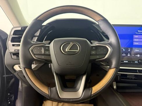 Used 2023 Lexus RX 350 FWD w/ Accessory Package image 28