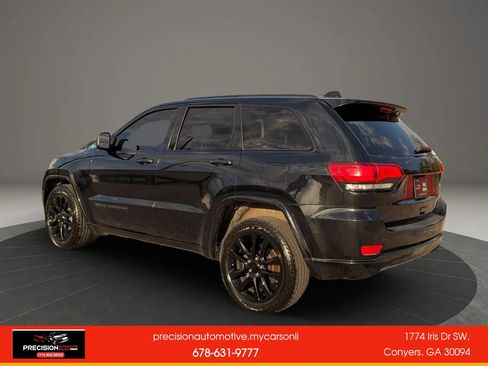 Used 2018 Jeep Grand Cherokee Altitude image 4