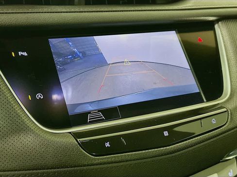 Used 2020 Cadillac XT5 Luxury image 28