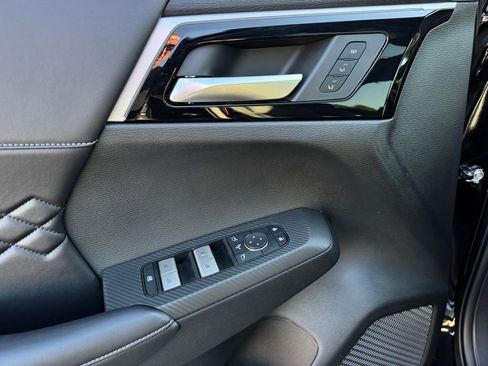 New 2025 Mitsubishi Outlander SEL Black Edition image 34