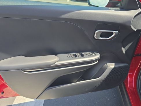New 2026 Kia K4 FWD image 17