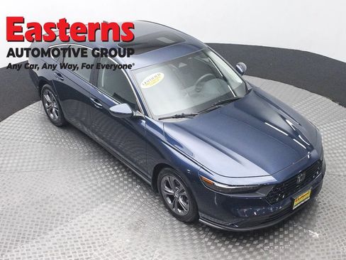 Used 2023 Honda Accord EX image 3