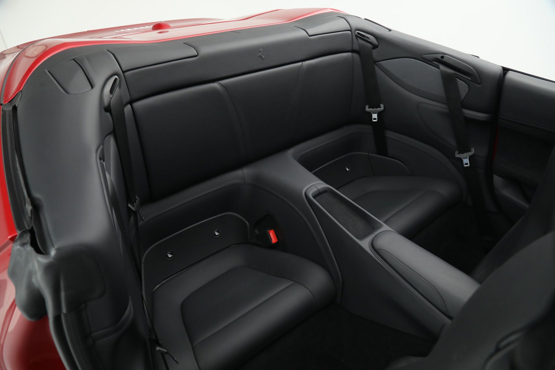 Certified 2023 Ferrari Portofino M RWD image 25