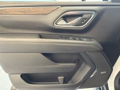 Used 2024 Chevrolet Tahoe Premier image 19