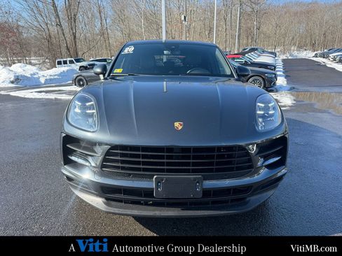Used 2020 Porsche Macan image 3