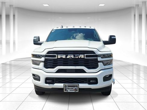 New 2026 RAM 3500 Big Horn AWD/4WD image 8