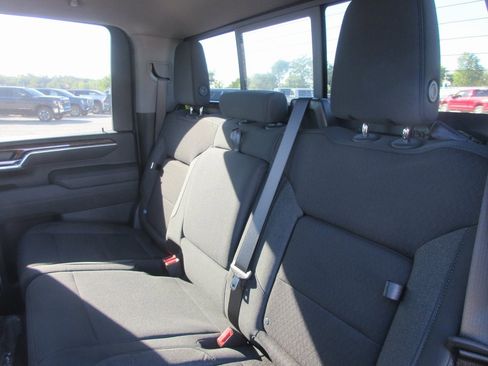 New 2026 GMC Sierra 2500 SLE w/ SLE Value Package; image 15