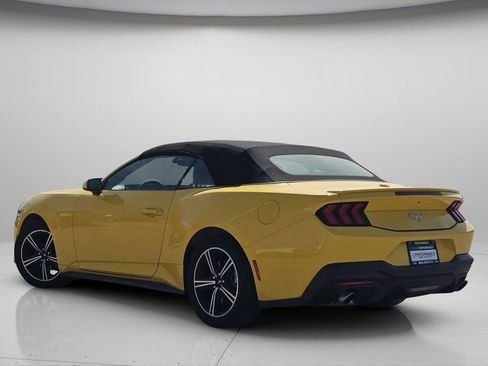 Used 2024 Ford Mustang Premium image 20