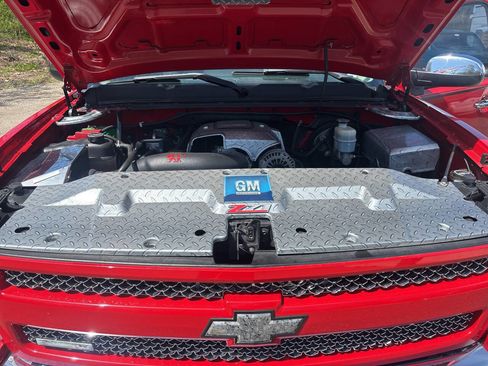 Used 2011 Chevrolet Silverado 1500 LT w/ Interior Plus Package AWD/4WD image 36