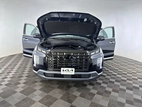 Used 2023 Hyundai Palisade Limited AWD/4WD image 13