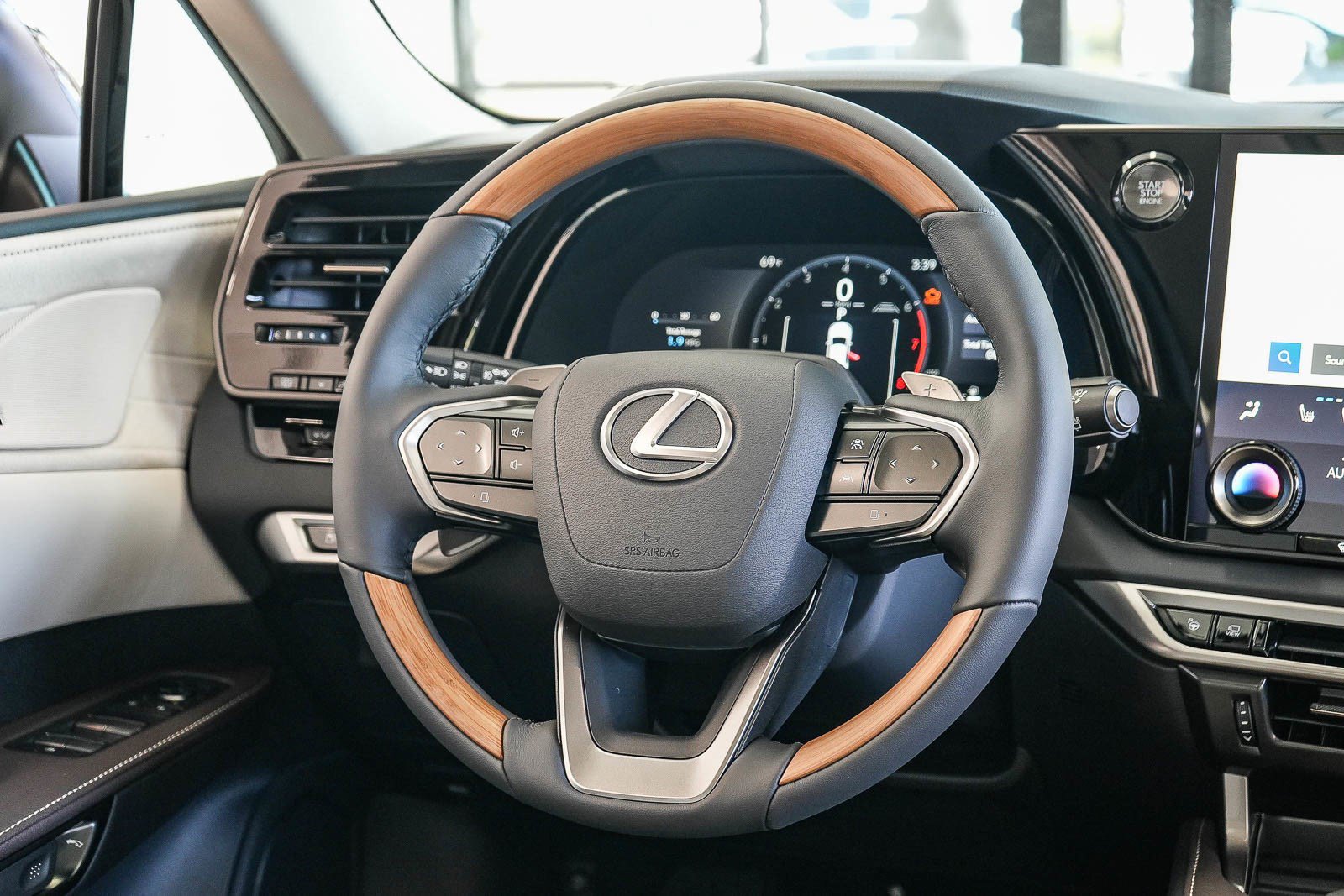 New 2026 Lexus RX 350 FWD w/ Convenience Package image 14