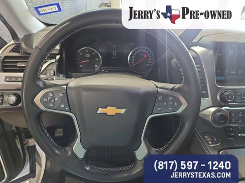 Used 2019 Chevrolet Suburban Premier RWD image 14